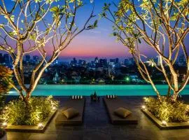 GLOW PARK HOTEL Grand Royal Palace