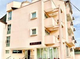 Мирели, hotelli kohteessa Ravda