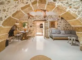 Boutique Cretan house in Old Malia with Jacuzzi