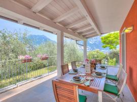 Villa Il Paradiso Di Gabri - Happy Rentals, hotel in Nago-Torbole