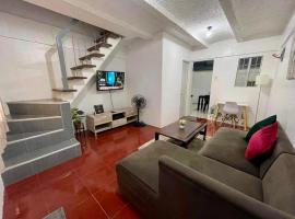 Transient Home at Tierra Vista near SM Dasma with Wifi and Netflix, hotel v destinaci Mabatang