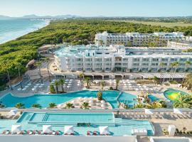 Iberostar Selection Albufera Park All Inclusive, hotel in Playa de Muro