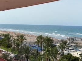 Apartamento al lado playa, hotel u gradu 'Los Mártires'
