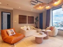Tropicana 218 Macalister X Airlevate Suites