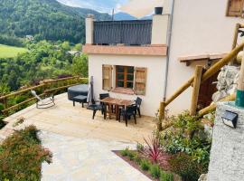 Le gîte de château vieux, hotel na may parking sa Guillaumes