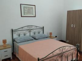 Simply, hotel u gradu 'Specchia'