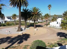 The Tides Holiday Home, hotel con parcheggio a St Helena Bay
