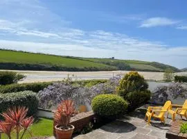 Newquay Tamarisk Lodge on the Gannel