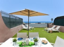 Chalet Santa Ana 24 by VillaGranCanaria, hotel i Playa del Inglés