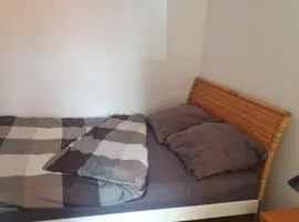 Biedronka- samodzielny apartament dla 3 osób z miejscem parkingowym