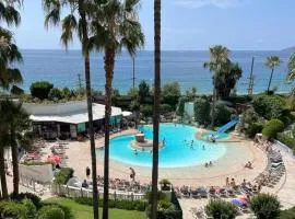 Splendid sea view - 2 comfy rooms - Swimming pools