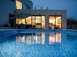 Villa EmMa, hotel u gradu Cukrići