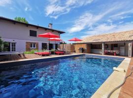 Lège Cap-Ferret : Maison avec piscine, hôtel à Lège-Cap-Ferret