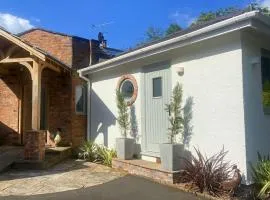 The Middlewood - Luxury self contained retreat