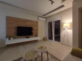 Apartman Front