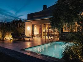 olive blue thassos luxury villas, hotel in Astris