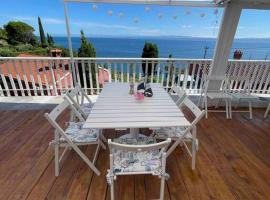 Sunrise SeaView Apartment Fiesa, villa in Piran