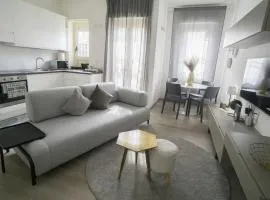 2 Bed Apartment Sleeps 4 - En-Suite Bath -Tv -WiFi