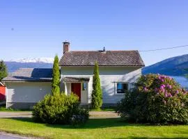 Holiday Home Tantestova by Interhome