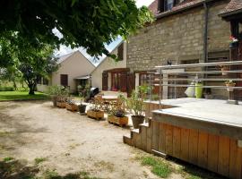 Le Cottage des 3 Pignons, hotell i Noisy-sur-École