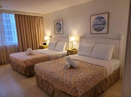 Estudios para 4 personas en la playa de Sunny Isles Beach、マイアミビーチのホテル