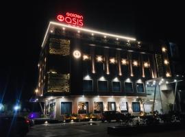 Golden Oasis Hotel, hotel Mahesāna városában