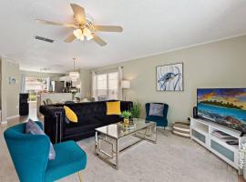 Large 3BR w/ 3Bth Golf+Pool+BBQ, pet-friendly hotel in Haines City