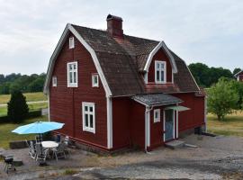 Br&auml;kne-Hoby에 위치한 3성급 호텔 Three-Bedroom Holiday Home Br&auml;kne-Hoby With A Fireplace 05