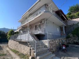 Dhoma Plazhi Husi, homestay in Himare