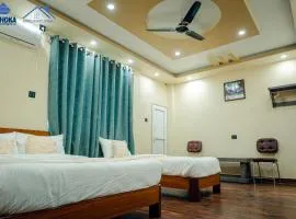 Hotel Happy Home