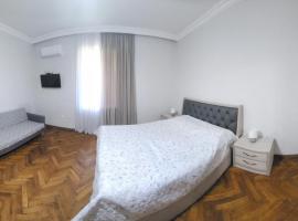 Comfortable Apartment close to Central Park, apartment in Tskaltubo