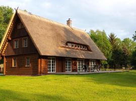 Exklusives Holzhaus, holiday rental in Burg