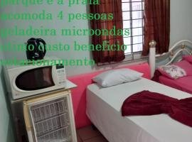 Apartamento1 beto carreiro cozinha compartilhada, camping en Penha