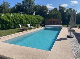 Le Double C, bed & breakfast kohteessa Saint-Victor-de-Morestel