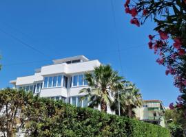 Villa Pearl Adriatic Coast 3, vakantiewoning aan het strand in Golem