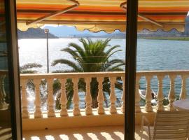 Apartments Damić, hotel in Ploče