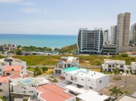 Beautiful LOFT in front of Wyndham Hotel, מלון במנטה