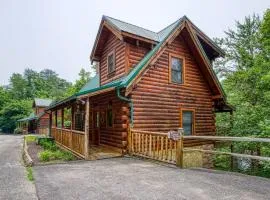 ERN834 - LAKESIDE GETAWAY - GREAT LOCATION! CLOSE TO ALL THE ACTION! cabin