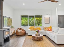Countryside Luxe - 5 minute drive to the Beach!, hotel a Milton