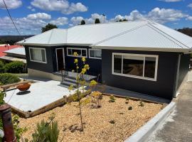 Heart of Katoomba Semi 1 bedroom home, self catering accommodation in Katoomba