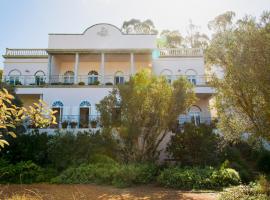 Dorp Hotel, hotel di Cape Town