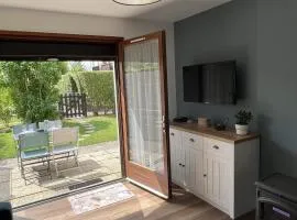 **Cottage 6 pers à Cabourg - Proche plage et thalasso, jardin, parking, Wi-Fi gratuit** - FR-1-487-358