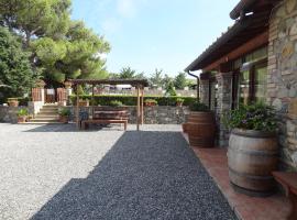 Agriturismo Bandinacci โรงแรมในซานตาลูเช