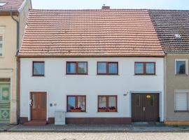 Gemütliches Haus in Gartz/Oder โรงแรมที่มีที่จอดรถในGartz