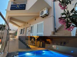 Apartments Proxima, apartmánový hotel v Trogiri