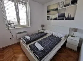 Apartment for four with free parking