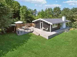 Beautiful Home In Sejerø With Kitchen