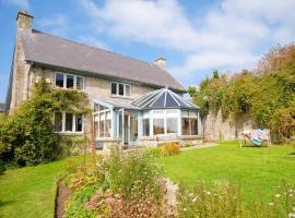 Slade Cottage, hotel in Bridgend