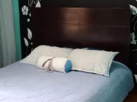Dulce sueños baño compartido, hotel u gradu 'Chía'