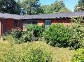10 person holiday home in Ålbæk